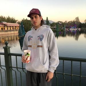 Meet your Posher, Juan pablo